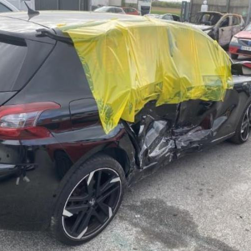 Cache moteur  PEUGEOT 308 2 Photo n°8