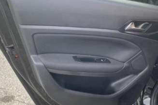 Cache moteur  PEUGEOT 308 2