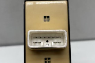 Interrupteur de leve vitre avant gauche HYUNDAI SANTA FE 1