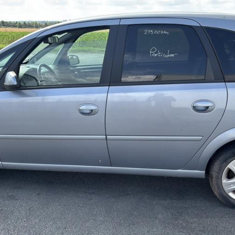 Malle/Hayon arriere OPEL MERIVA A Photo n°18