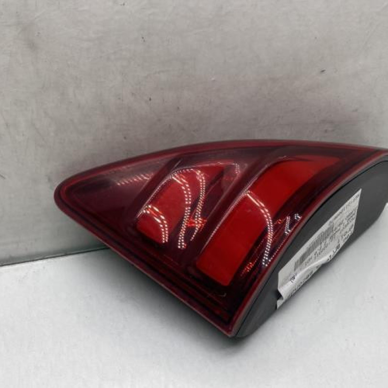 Feu arriere secondaire droit (feux) PEUGEOT 3008 1 Photo n°1