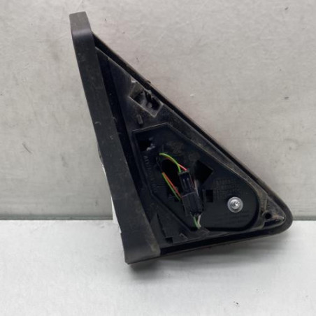 Feu arriere secondaire droit (feux) PEUGEOT 3008 1