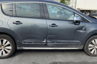 Feu arriere secondaire gauche (feux) PEUGEOT 3008 1