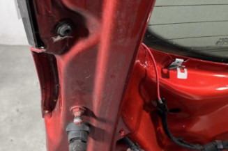 Malle/Hayon arriere RENAULT CLIO 5