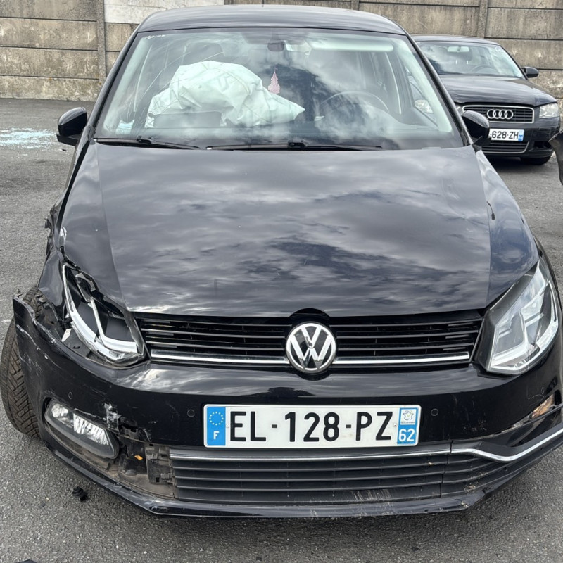 VOLKSWAGEN POLO 5 PHASE 2 1.2 TSI - 16V TURBO Photo n°20