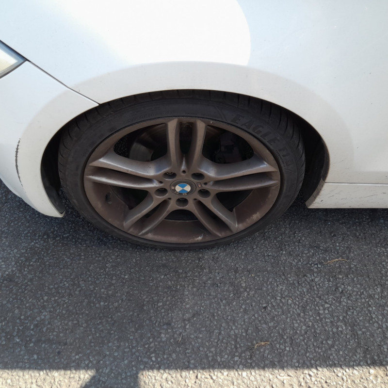 BMW SERIE 1 E88 CABRIO 120d 2.0D - 16V TURBO Photo n°17