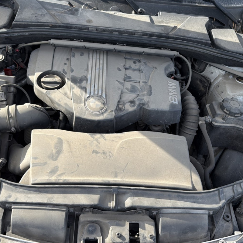 BMW SERIE 1 E88 CABRIO 120d 2.0D - 16V TURBO Photo n°20