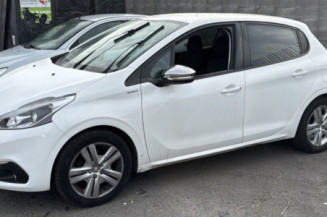 PEUGEOT 208 1 PHASE 2 1.2 VTI - 12V Photo n°1