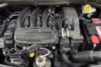 PEUGEOT 208 1 PHASE 2 1.2 VTI - 12V