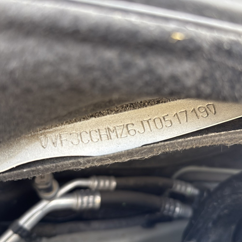 PEUGEOT 208 1 PHASE 2 1.2 VTI - 12V Photo n°12