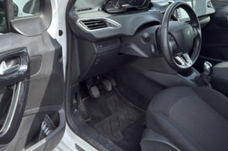 PEUGEOT 208 1 PHASE 2 1.2 VTI - 12V