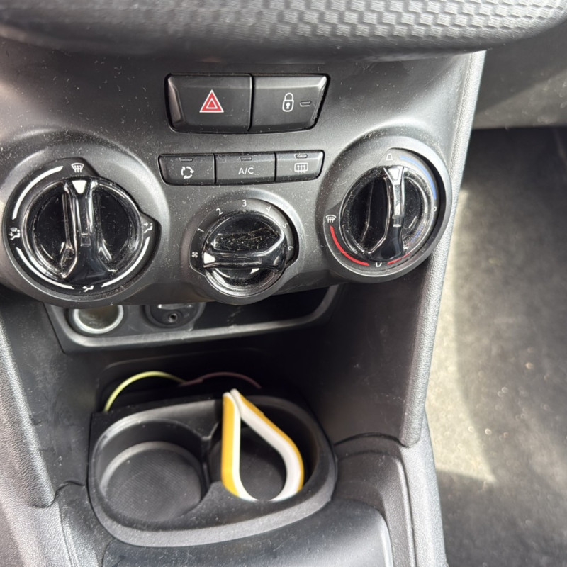 PEUGEOT 208 1 PHASE 2 1.2 VTI - 12V Photo n°21