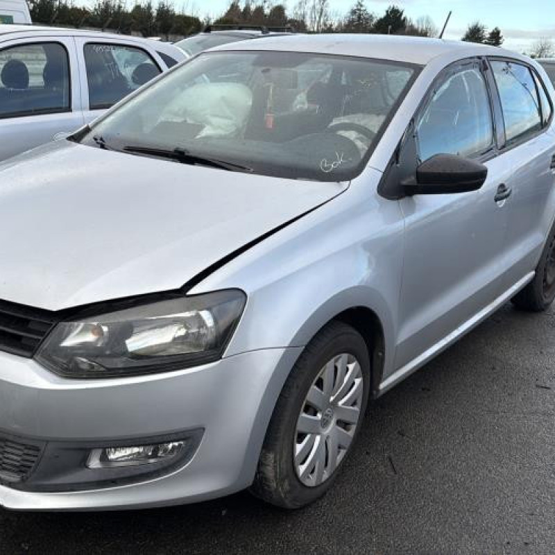 Volant VOLKSWAGEN POLO 5 Photo n°4