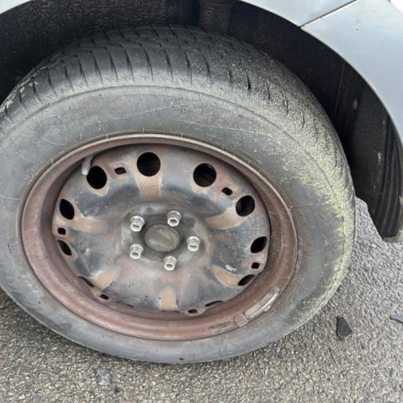 Volant VOLKSWAGEN POLO 5 Photo n°17