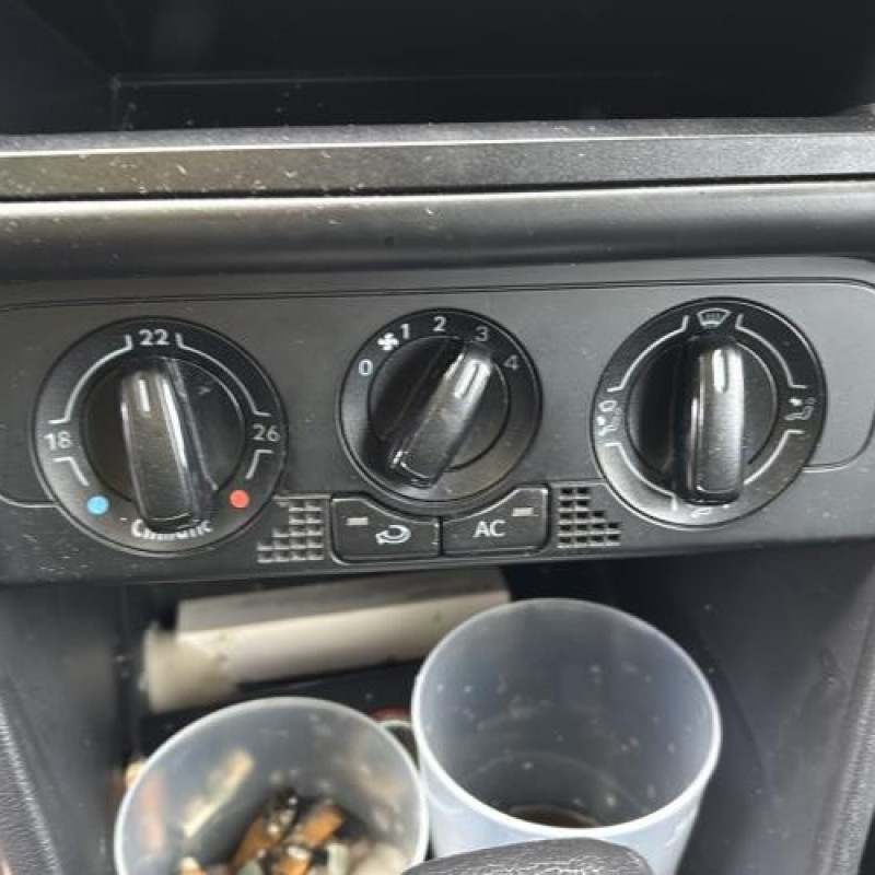 Volant VOLKSWAGEN POLO 5 Photo n°19