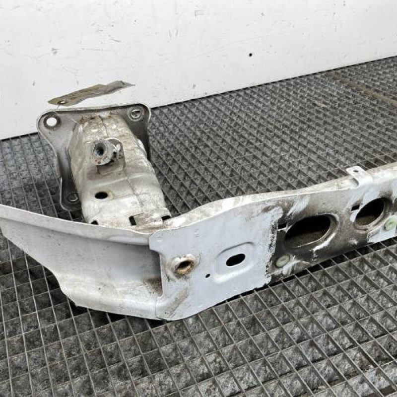 Renfort pare choc avant (traverse) FORD FOCUS 3 Photo n°5
