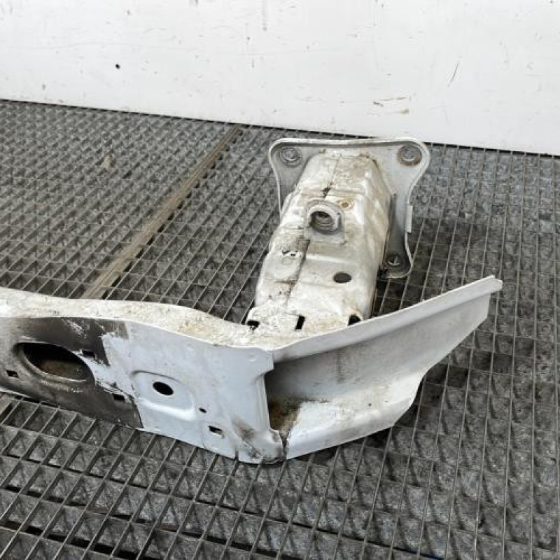 Renfort pare choc avant (traverse) FORD FOCUS 3 Photo n°6