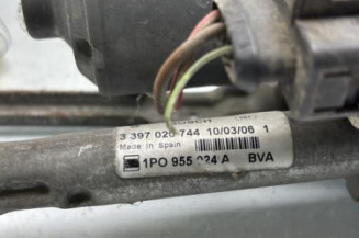 Moteur essuie glace avant droit SEAT LEON 2