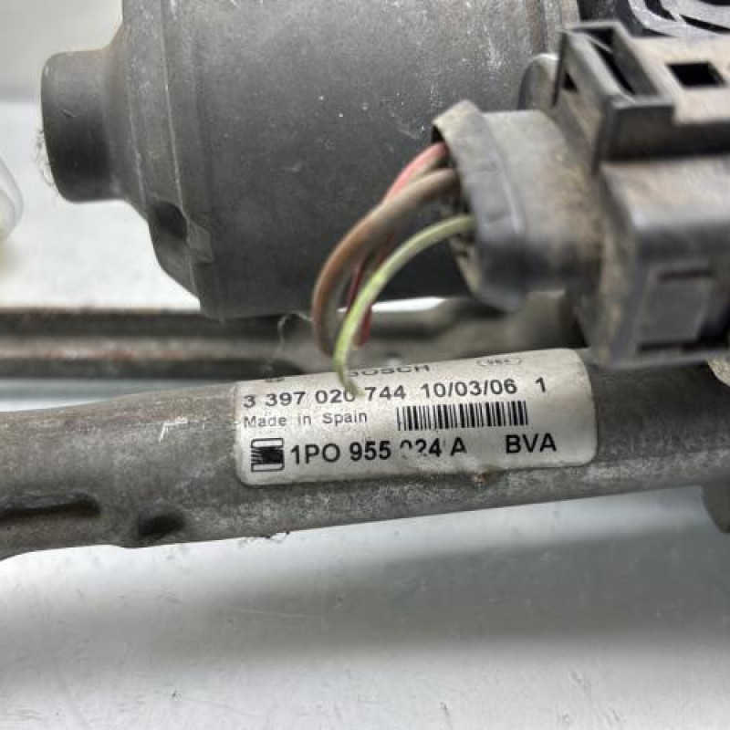 Moteur essuie glace avant droit SEAT LEON 2 Photo n°3