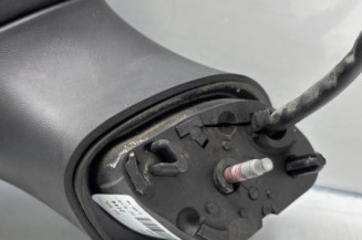 Retroviseur gauche RENAULT CLIO 4