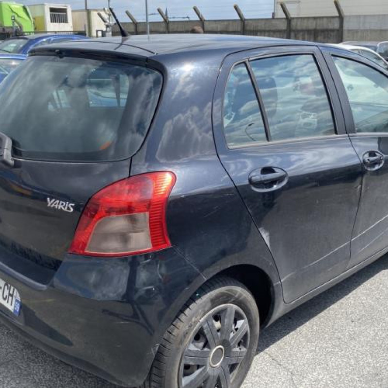 Poignee porte arriere gauche TOYOTA YARIS 2 Photo n°17