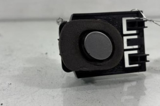 Bouton de coffre PEUGEOT 607