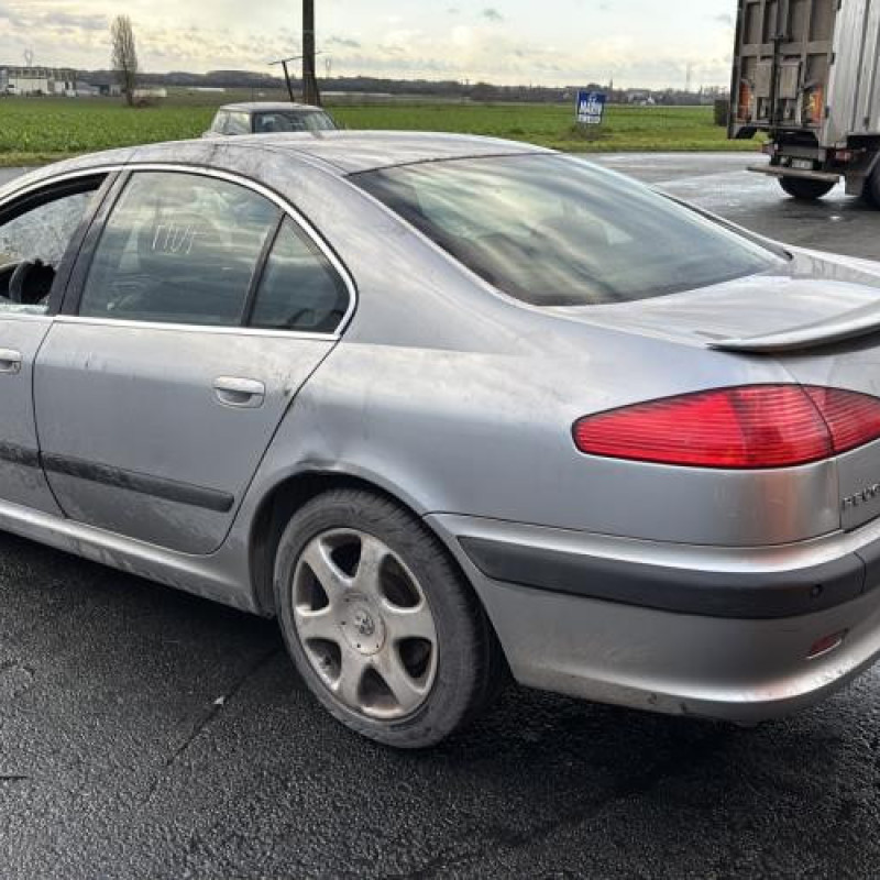 Bouton de coffre PEUGEOT 607 Photo n°7