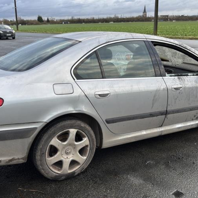 Bouton de coffre PEUGEOT 607 Photo n°9