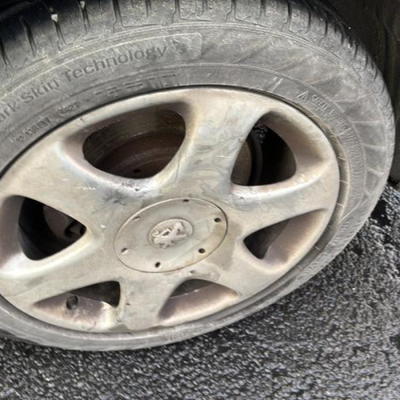 Bouton de coffre PEUGEOT 607 Photo n°19