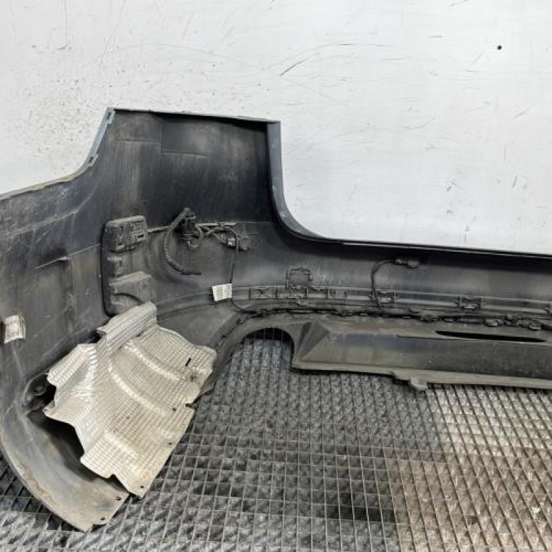 Pare choc arriere VOLKSWAGEN PASSAT 6 Photo n°8