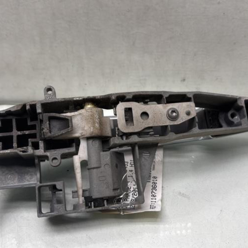 Poignee porte avant droit CITROEN DS3 Photo n°3