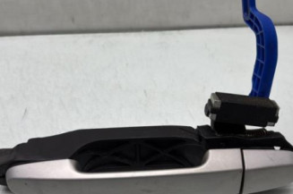 Poignee porte arriere gauche TOYOTA YARIS 2 Photo n°1