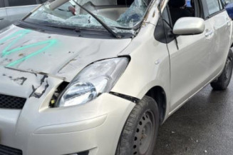 Poignee porte arriere gauche TOYOTA YARIS 2