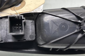Interrupteur de leve vitre arriere gauche PEUGEOT 308 1