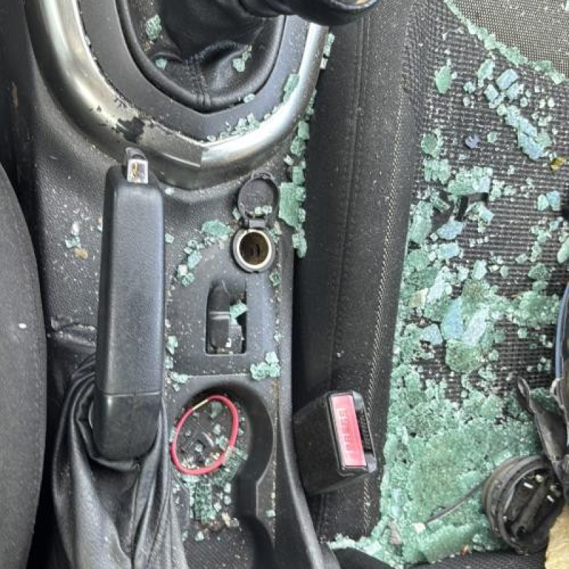 Interrupteur de leve vitre arriere gauche PEUGEOT 308 1 Photo n°20