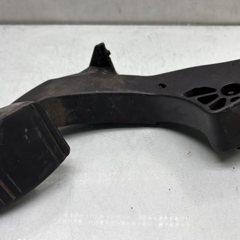 Pedale d'embrayage PEUGEOT 308 1 Photo n°1