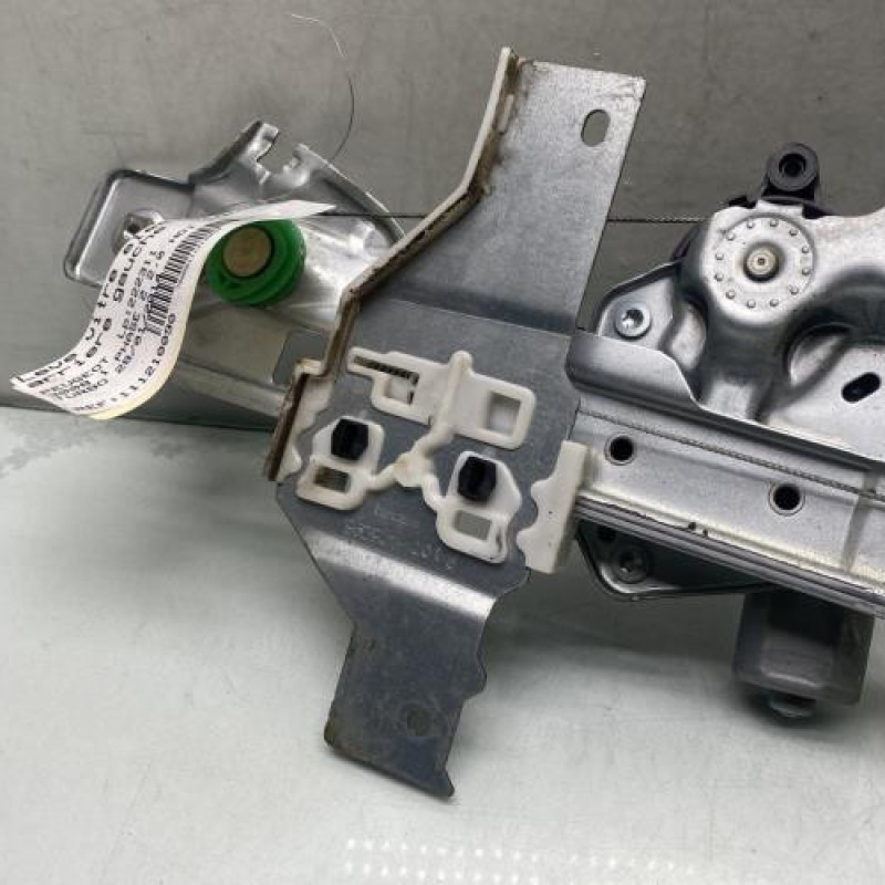 Leve vitre electrique arriere gauche PEUGEOT 3008 1 Photo n°2