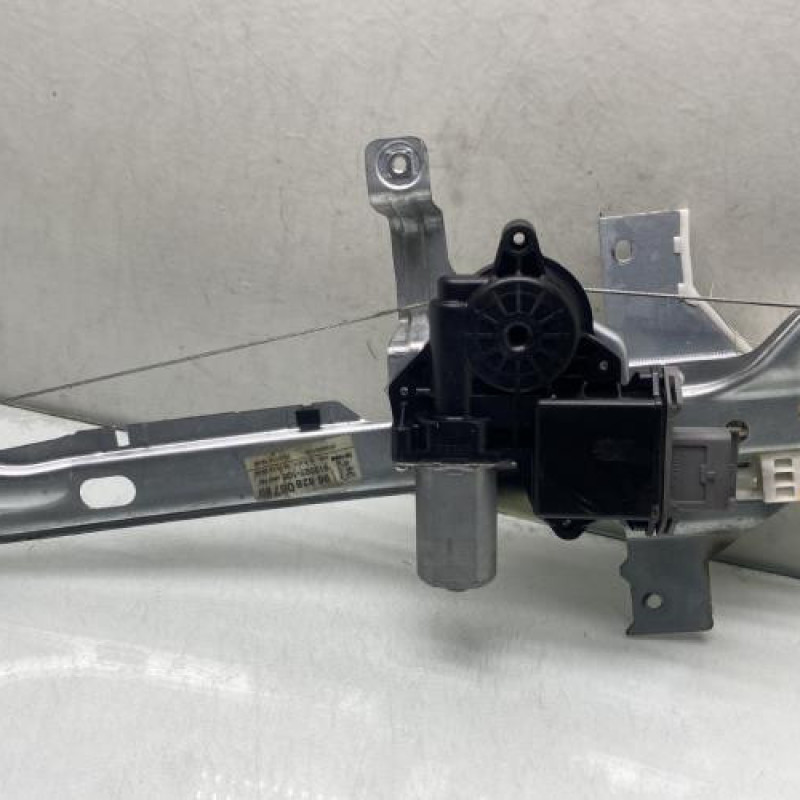 Leve vitre electrique arriere gauche PEUGEOT 3008 1 Photo n°3