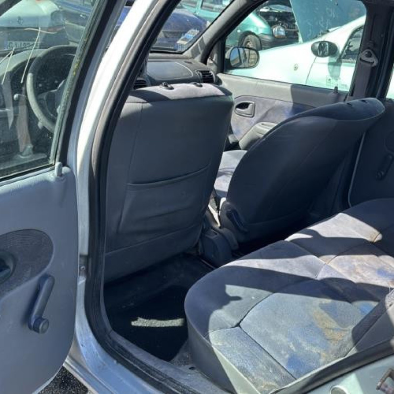 Aile avant gauche RENAULT CLIO 2 Photo n°14