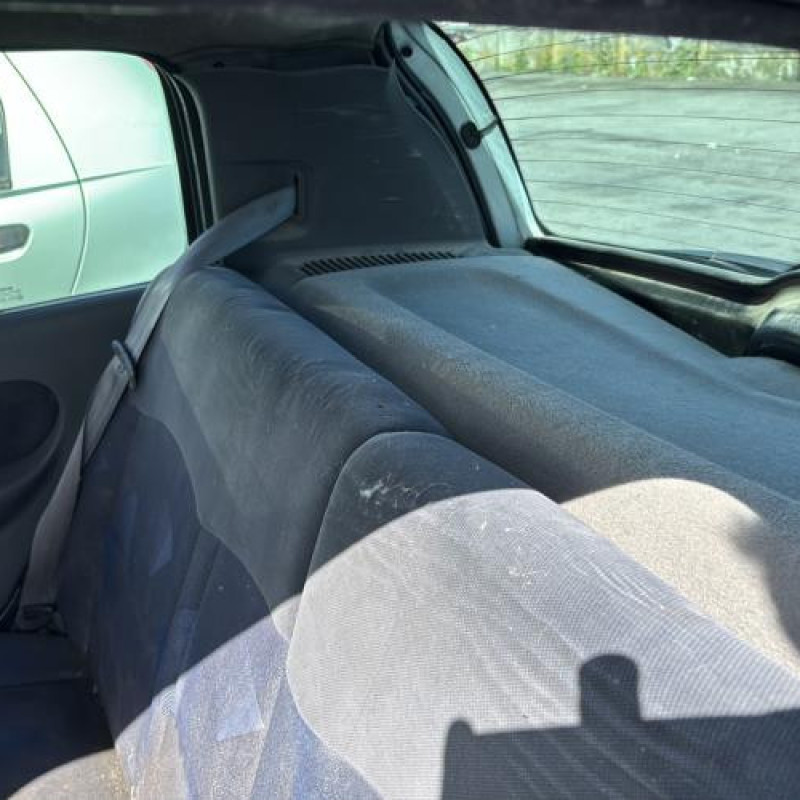 Aile avant gauche RENAULT CLIO 2 Photo n°15