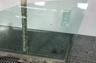 Vitre avant gauche KIA SPORTAGE 3