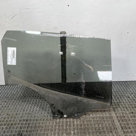 Vitre arriere droit RENAULT CLIO 5 Photo n°1