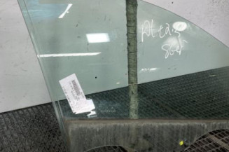 Vitre avant droit RENAULT CLIO 5