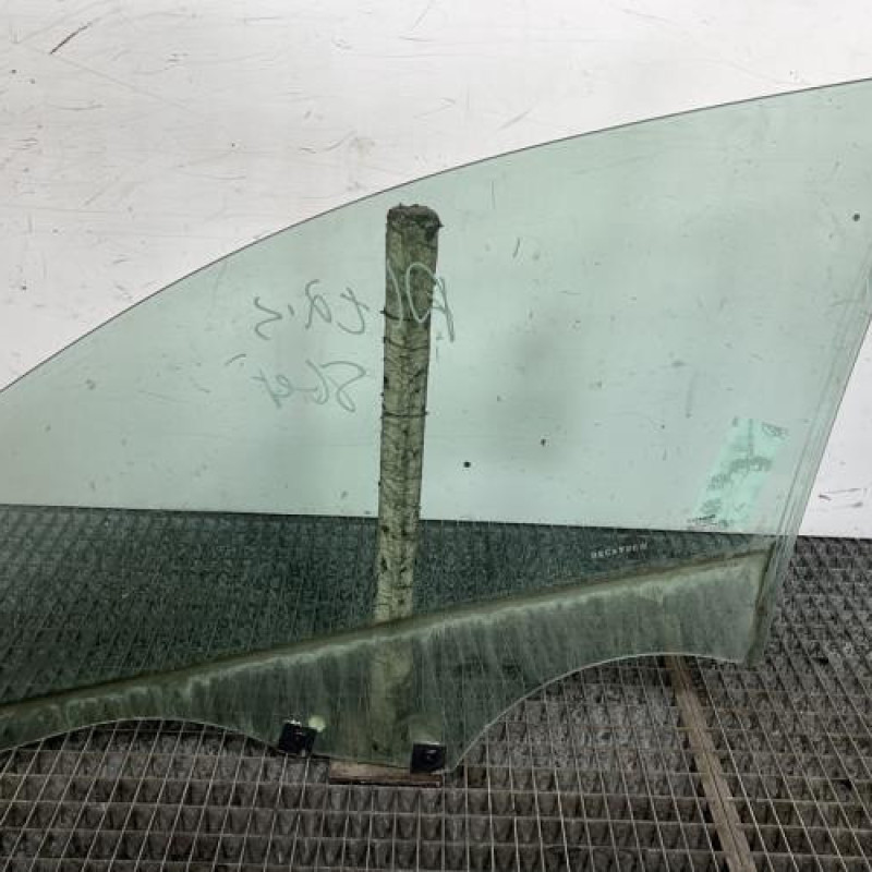 Vitre avant droit RENAULT CLIO 5 Photo n°4