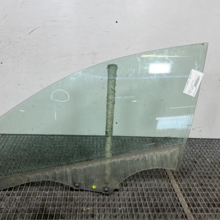 Vitre avant gauche RENAULT CLIO 5 Photo n°1