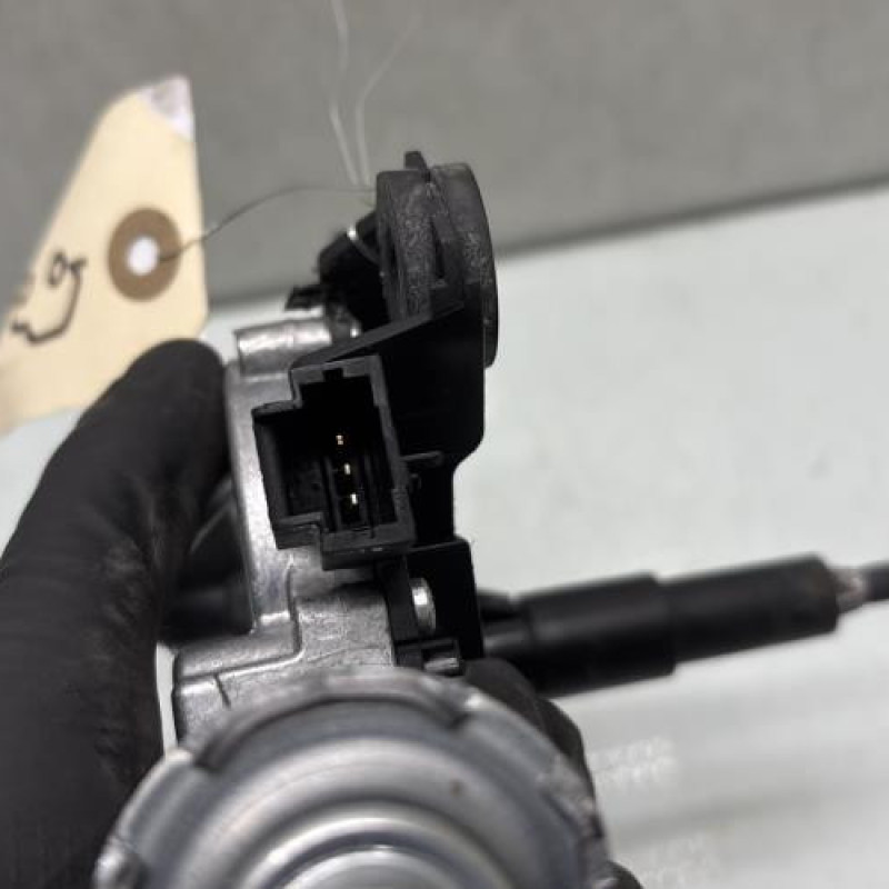 Moteur essuie glace arriere RENAULT CLIO 5 Photo n°3