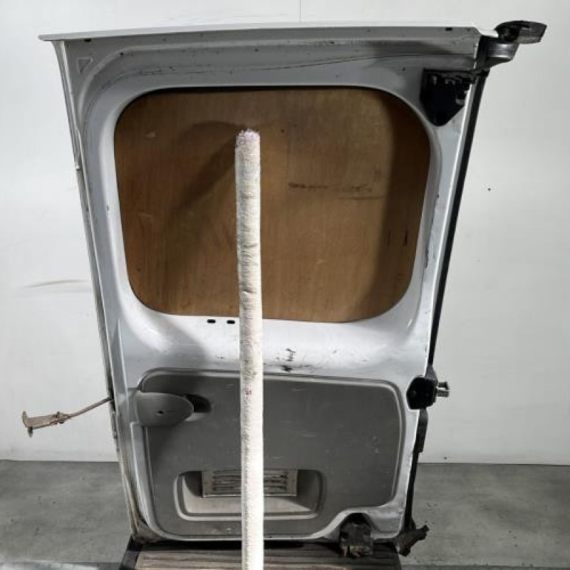 Porte de coffre droit RENAULT TRAFIC 2 Photo n°9