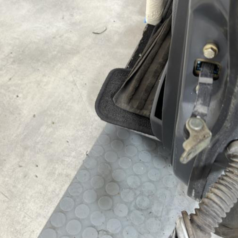Porte avant gauche NISSAN MICRA 3 Photo n°5