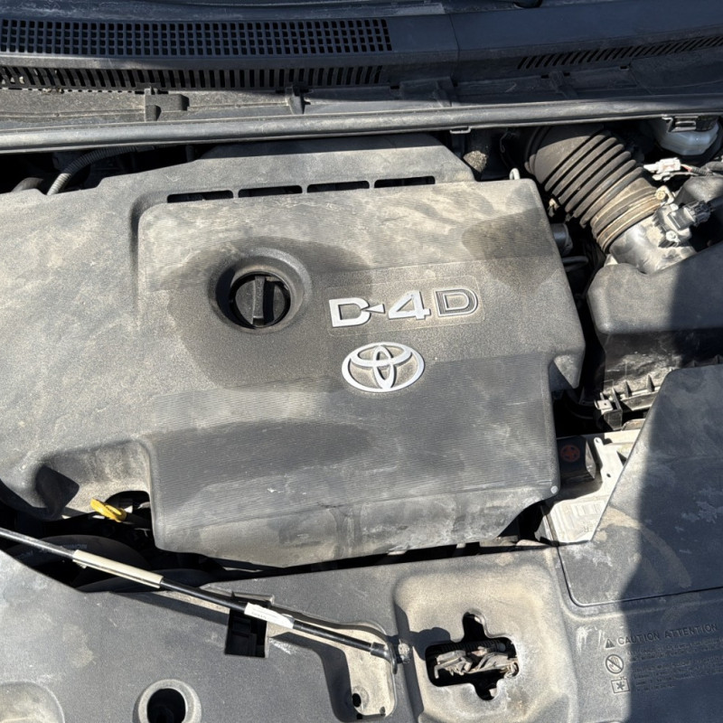 TOYOTA AVENSIS 3 PHASE 1 BREAK 2.2 D4D - 16V TURBO Photo n°12