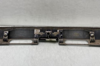 Baguette de coffre PEUGEOT 5008 1